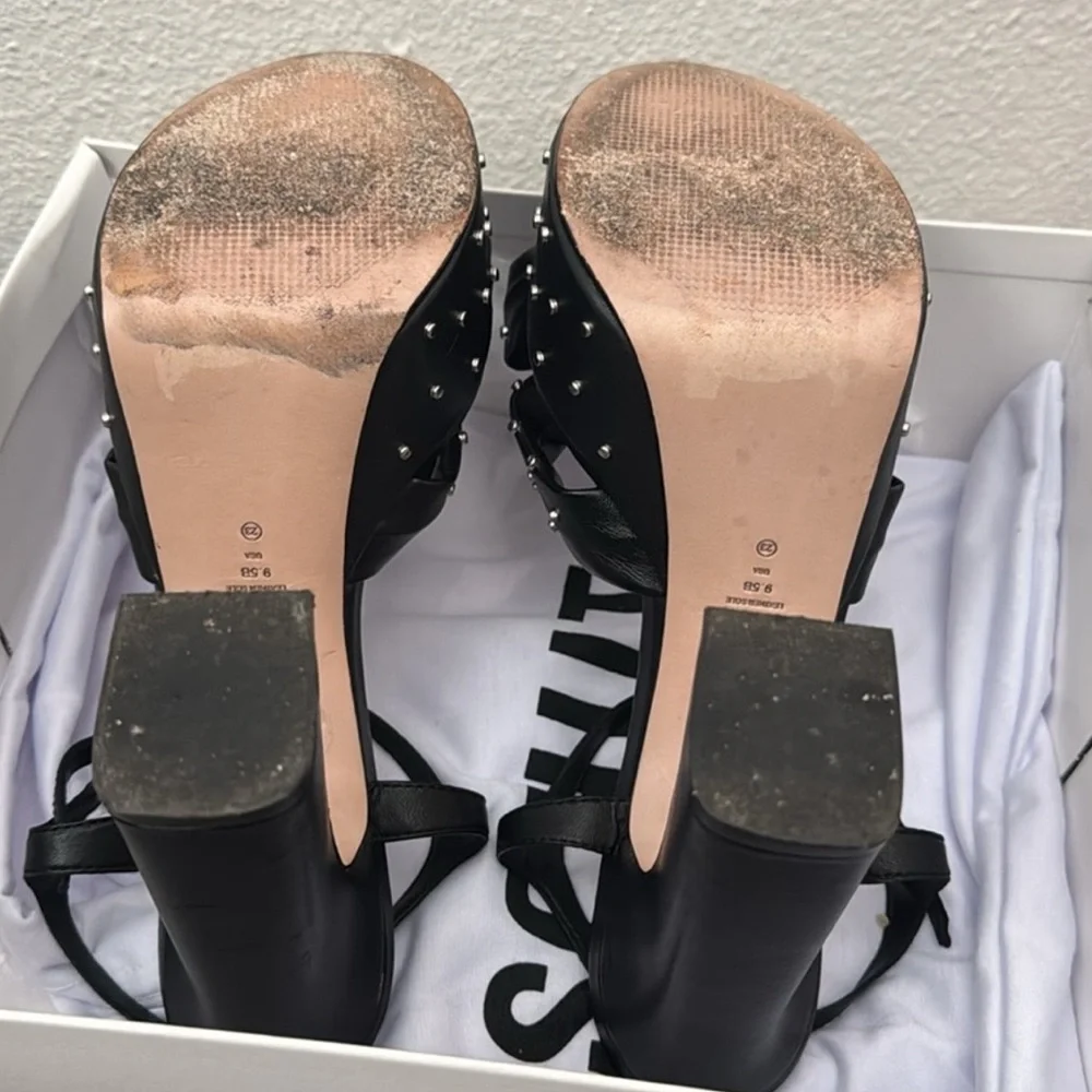 Stunning Authentic Schutz designer studded soft black leather platform heels 9.5